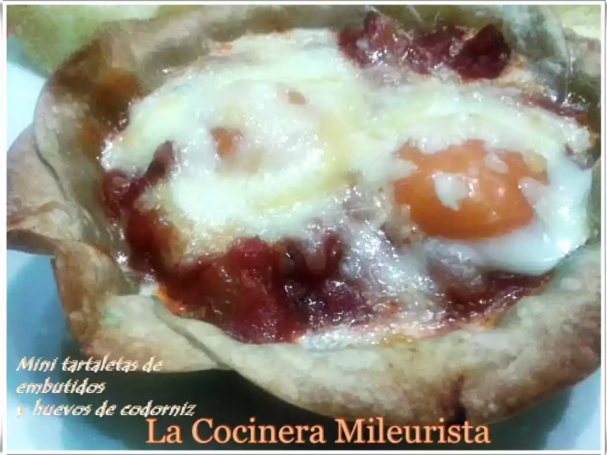 Mini tartaletas de embutidos y huevos de codorniz