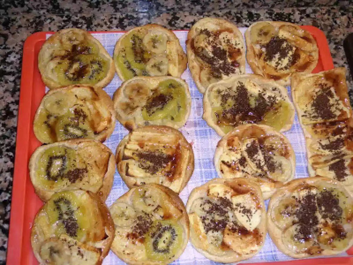 MINI TARTAS DE FRUTA CON HOJALDRE - foto 2