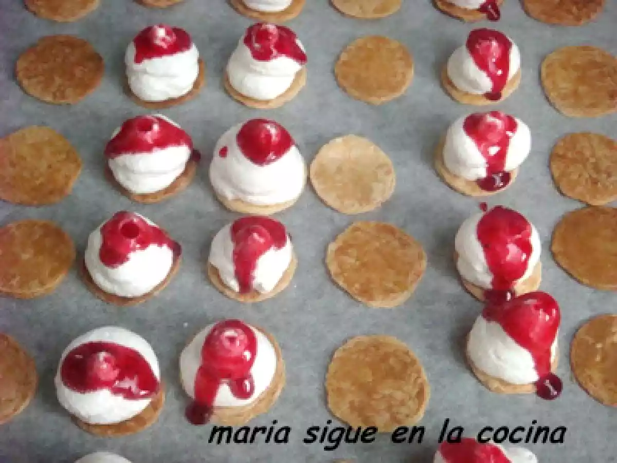 Minis milhojas de merengue italiano y fresa - foto 2