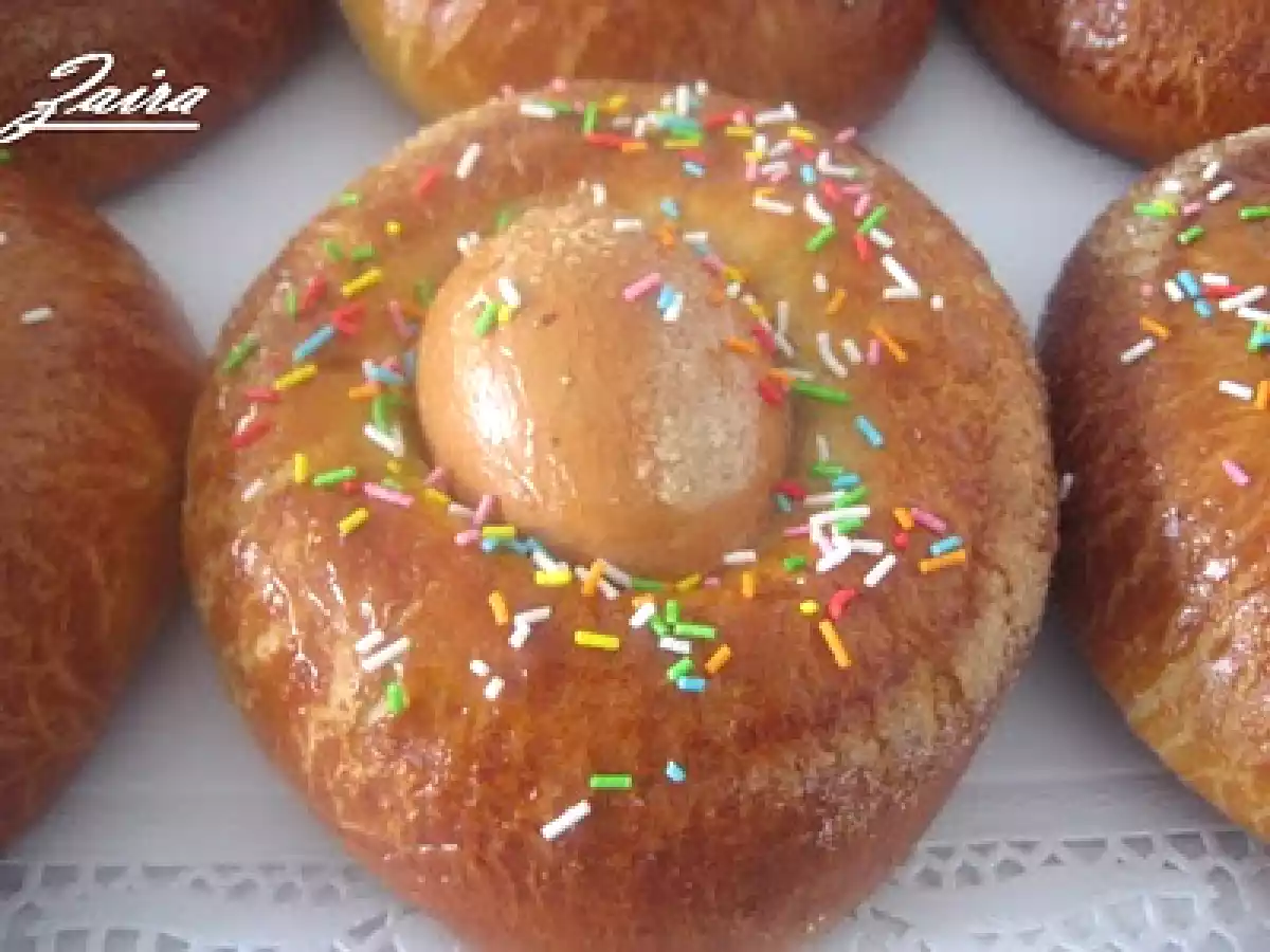 Monas de Pascua de masa con huevo duro - foto 4