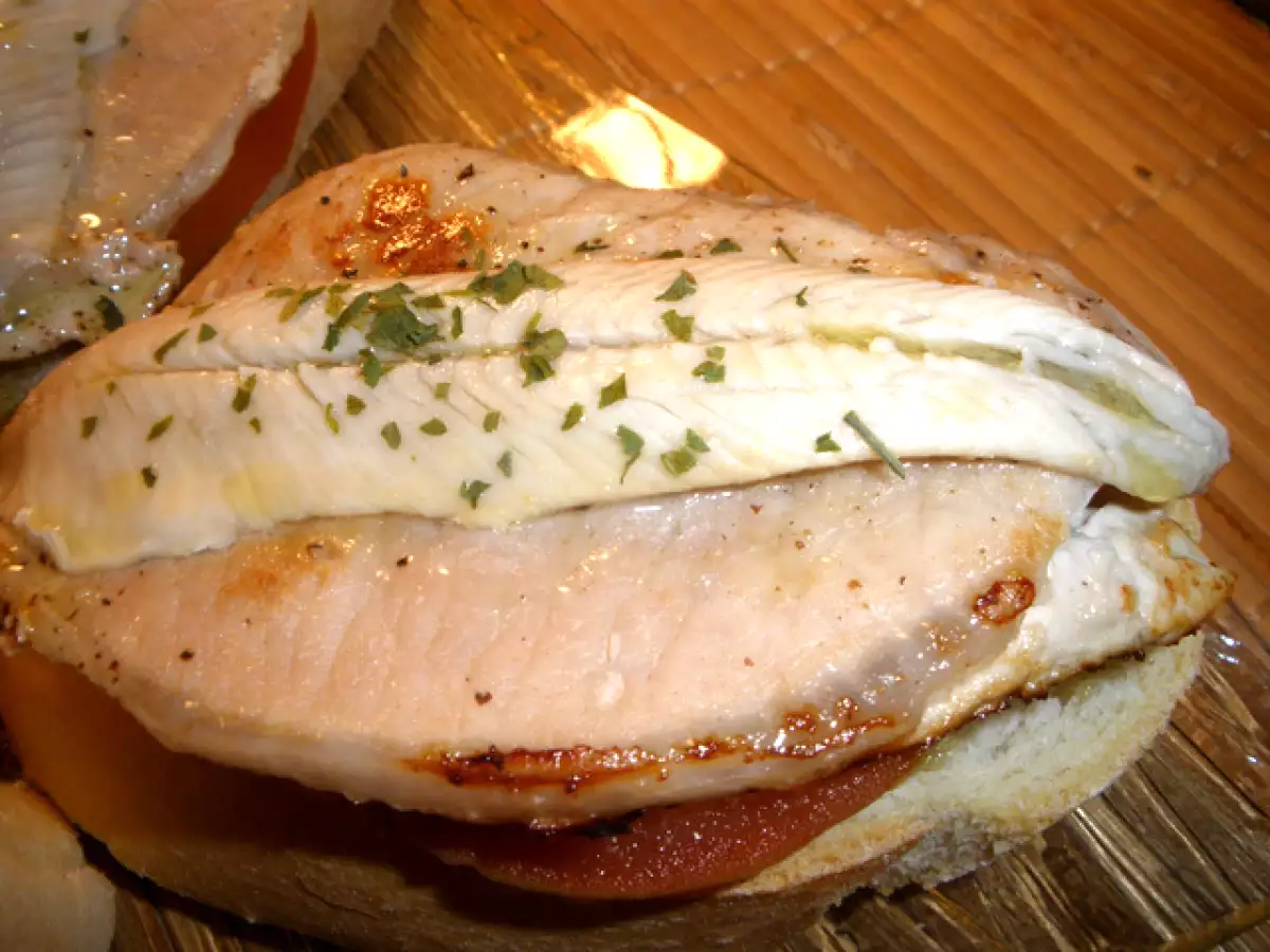 Montadito de Lomo y Boquerón - foto 2