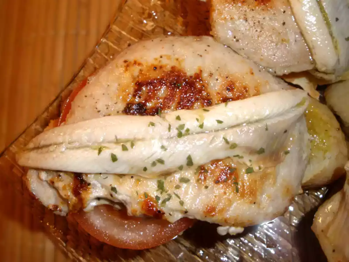 Montadito de Lomo y Boquerón - foto 3