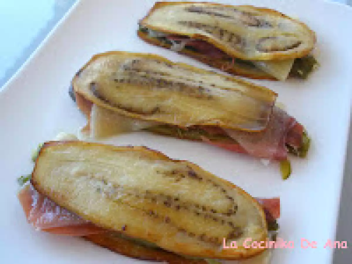 Montaditos de berenjenas serranas