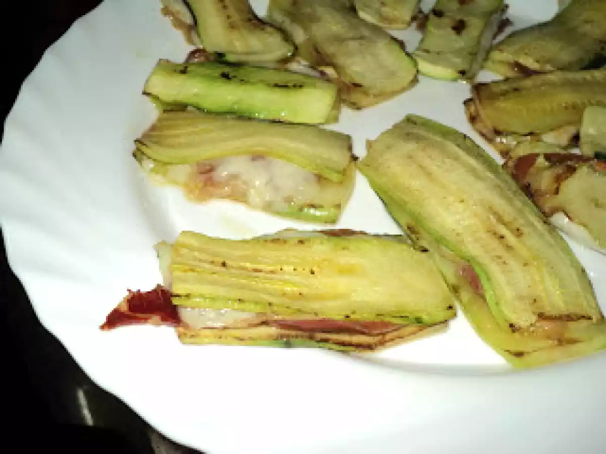MONTADITOS DE CALABACÍN. - foto 2