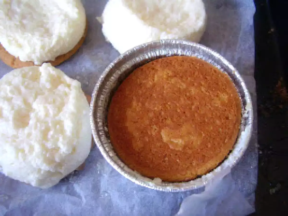 MONTADITOS DULCES DE QUESO CREMA CON BASE DE GALLETA DE JENGIBRE - foto 5