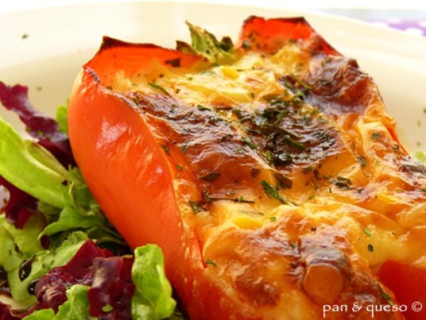 MORRONES RELLENOS CON CREMA DE CHOCLO