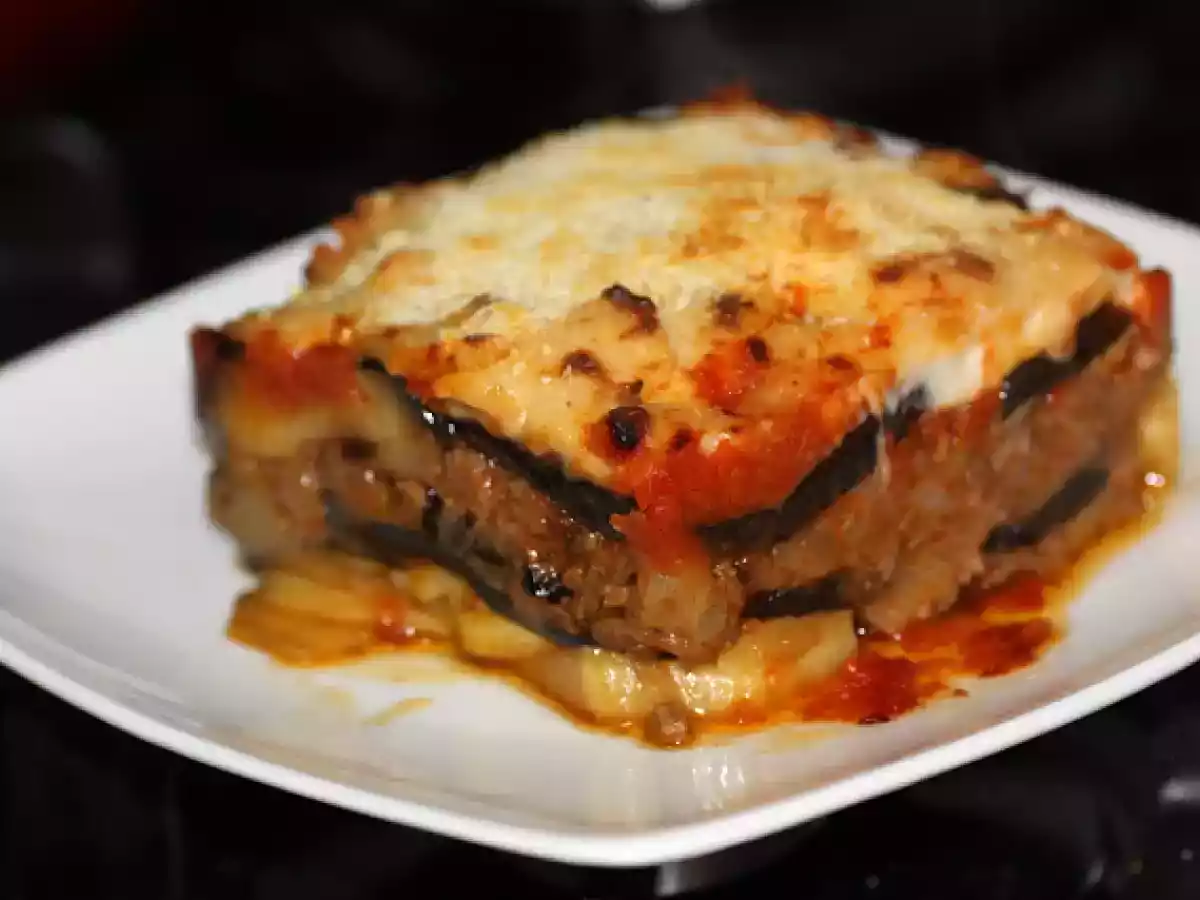 Moussaka paso a paso, receta familar de Sakis
