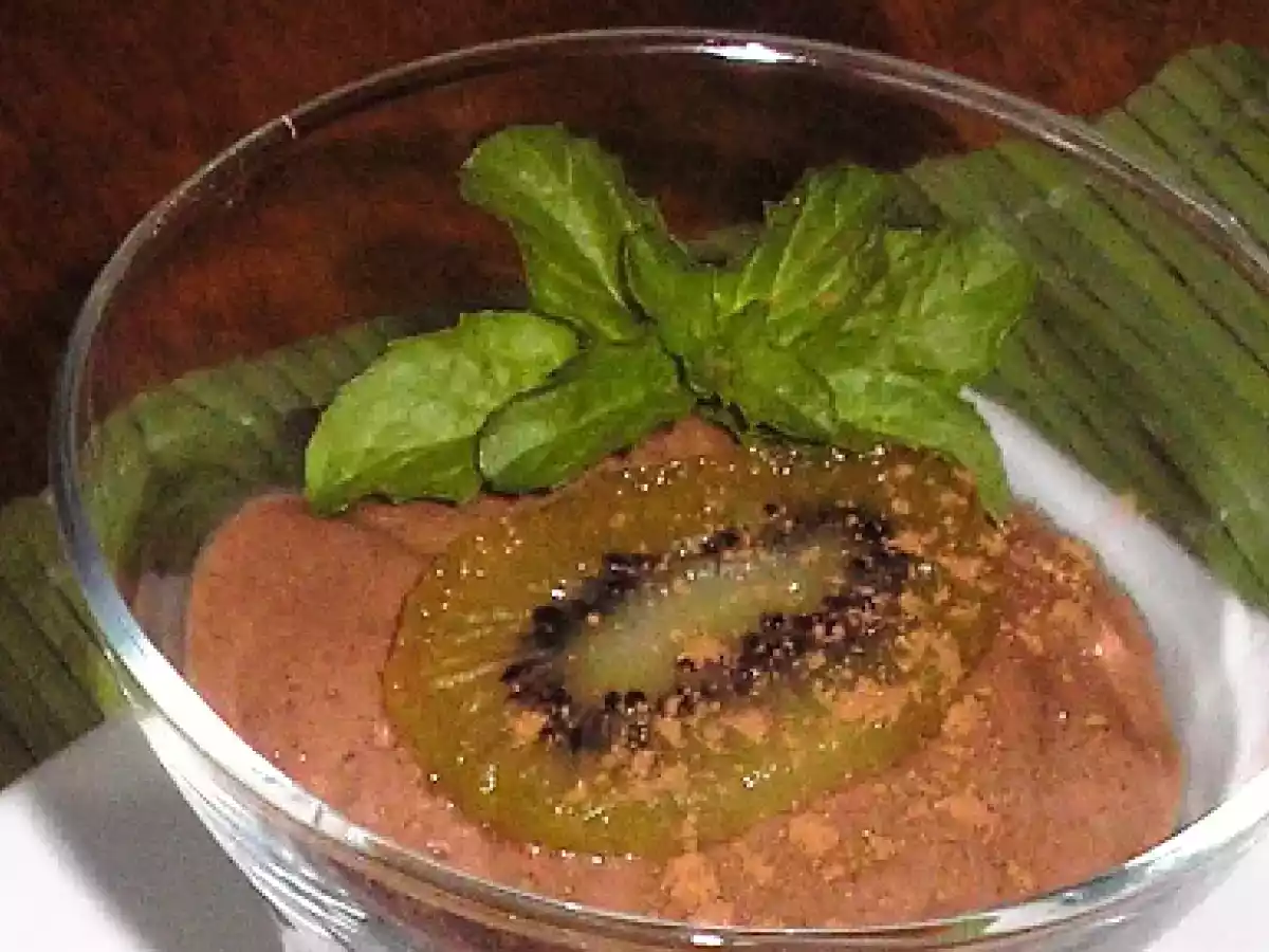 MOUSSE DE CACAO Y KIWI
