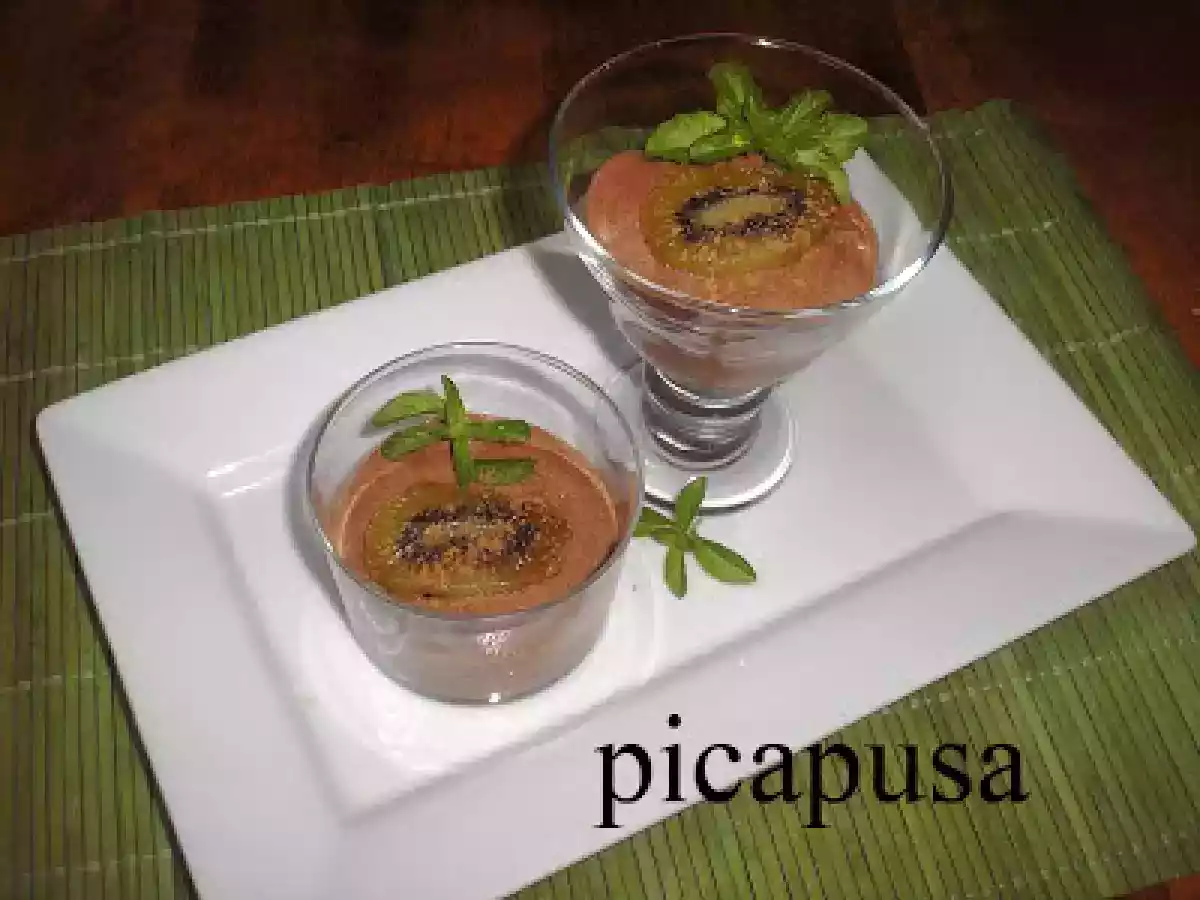 MOUSSE DE CACAO Y KIWI - foto 2
