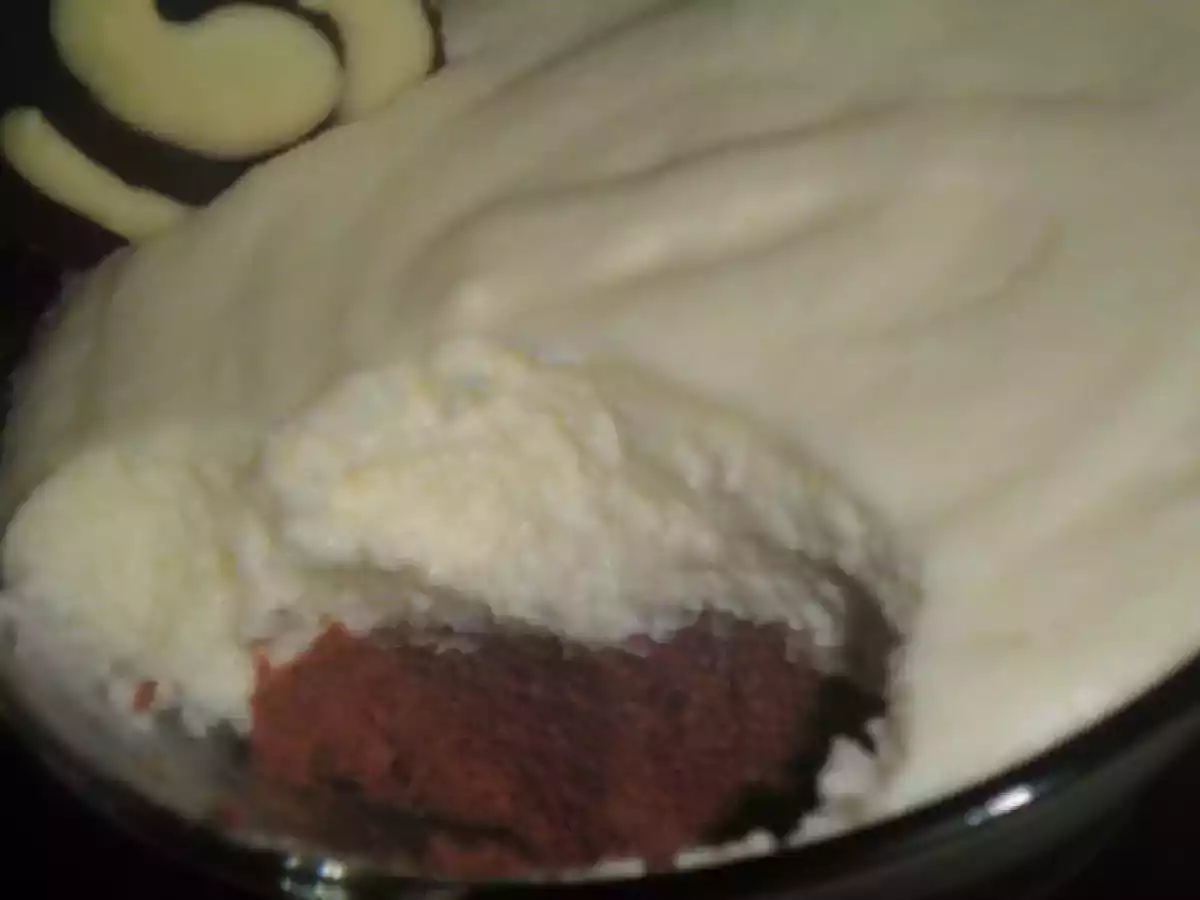 MOUSSE DE CHOCOLATE BLANCO Y NEGRO - foto 3