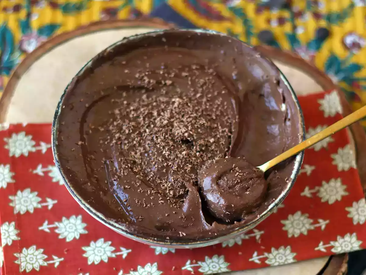 Mousse de chocolate proteica con whey, una receta ligera con solo 3 ingredientes - foto 7