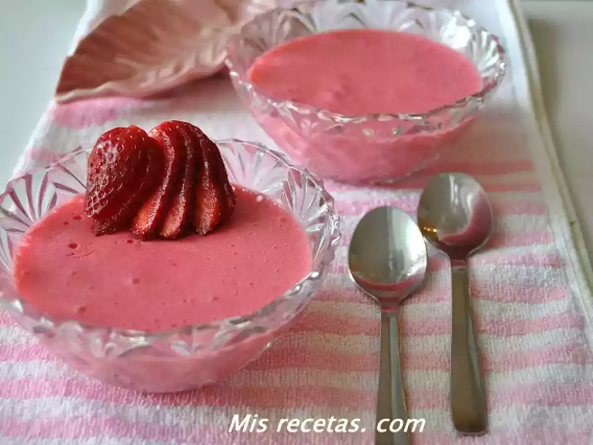 Mousse de fresas fácil y rápida - foto 3