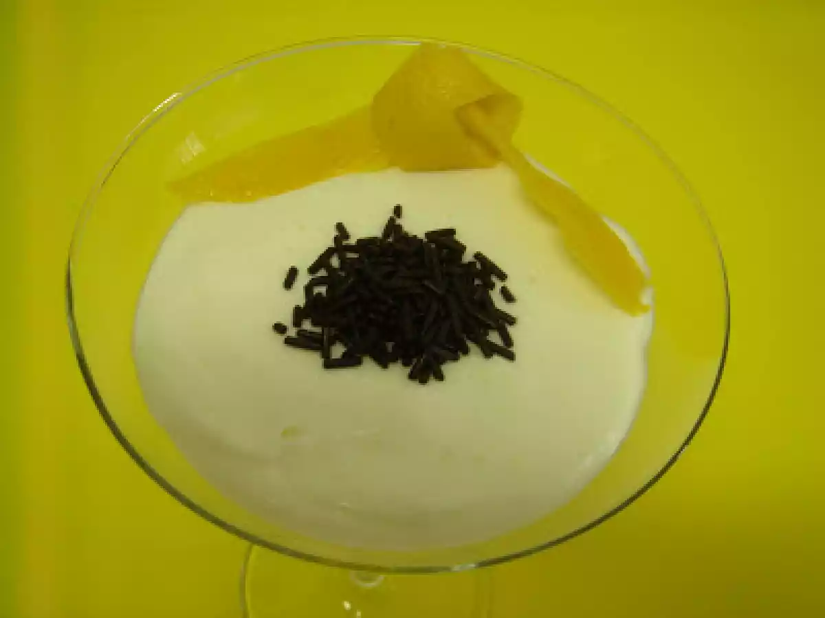 MOUSSE DE LIMÓN