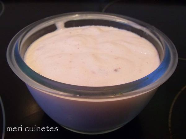 Mousse de queso con yogur de frutos rojos