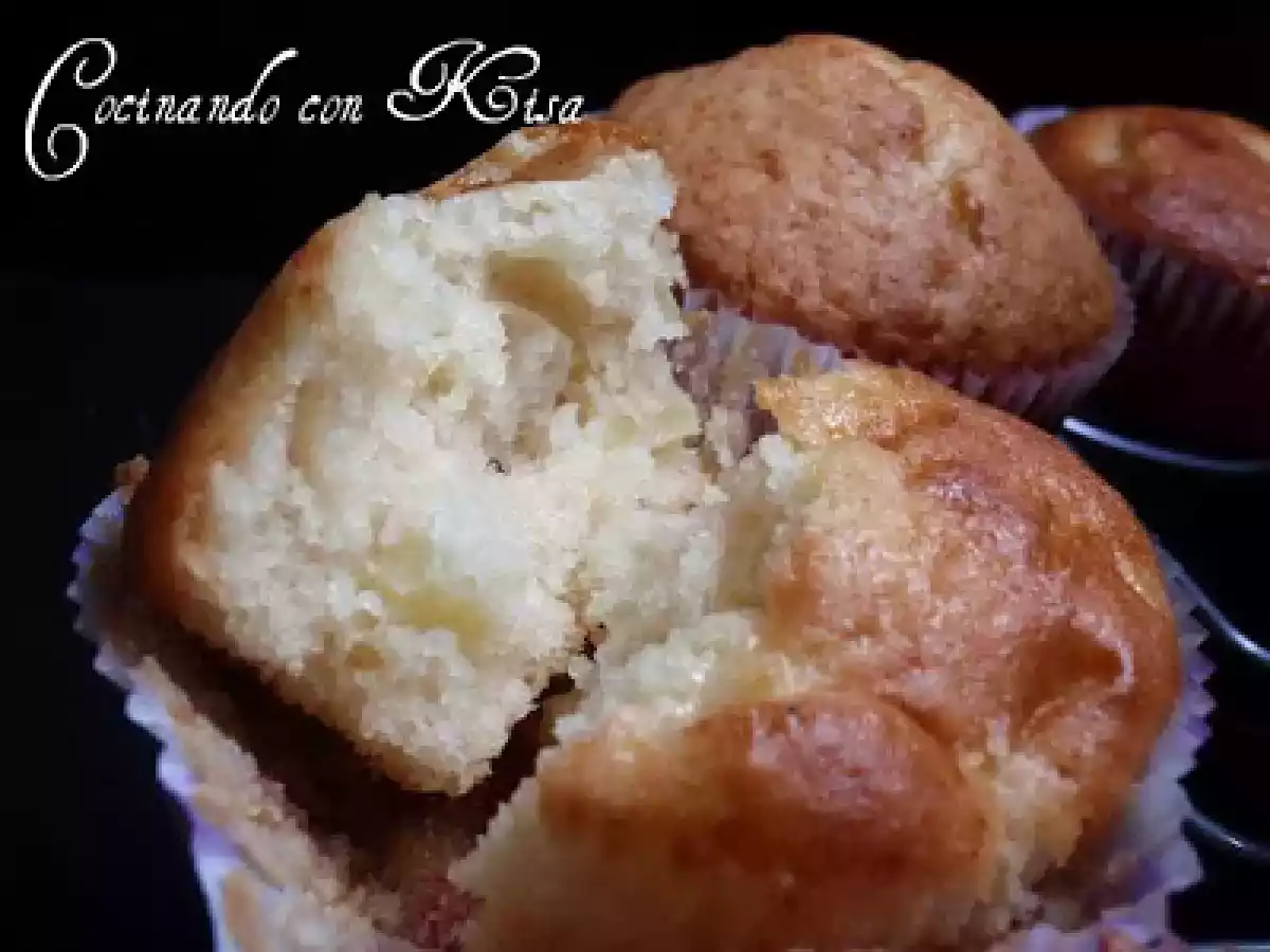 Muffin de yogur griego y miel con trocitos de manzana - foto 2