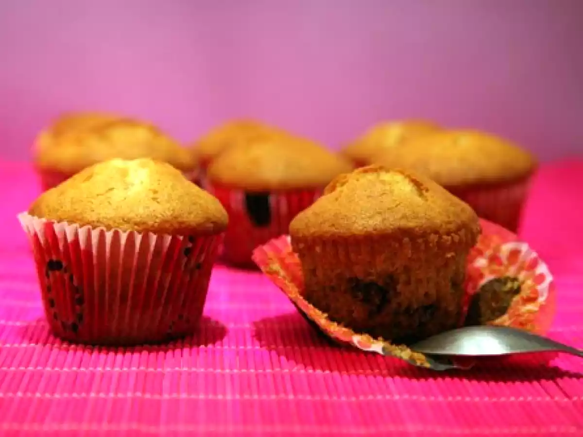 Muffins a la naranja con trozitos de chocolate - foto 2