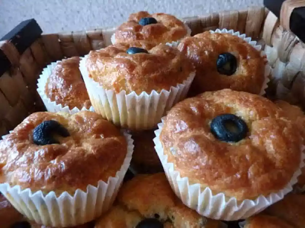 Muffins de atún y aceituna