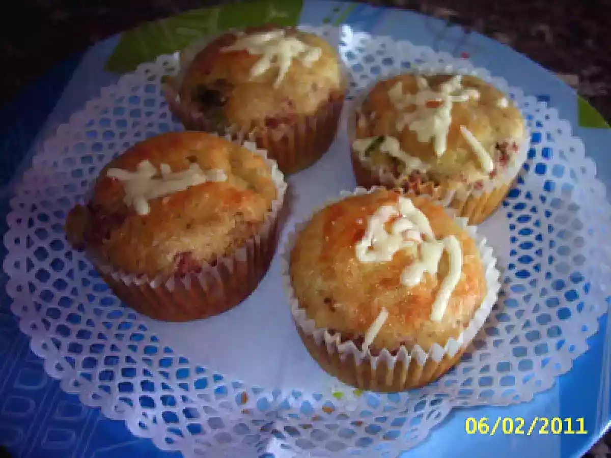 Muffins de carne, frutos secos y mozzarella - foto 2