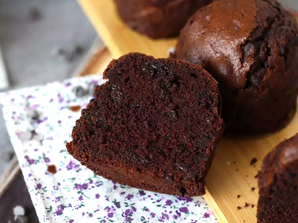 Muffins de chocolate: la mezcla perfecta de suavidad y sabor - foto 2