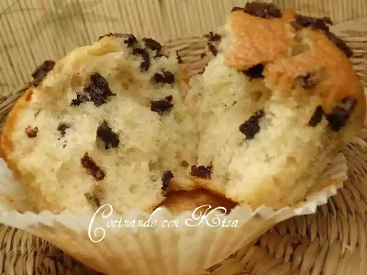 Muffins de pepitas de chocolate del lidl( batidora y horno tradicional) - foto 3