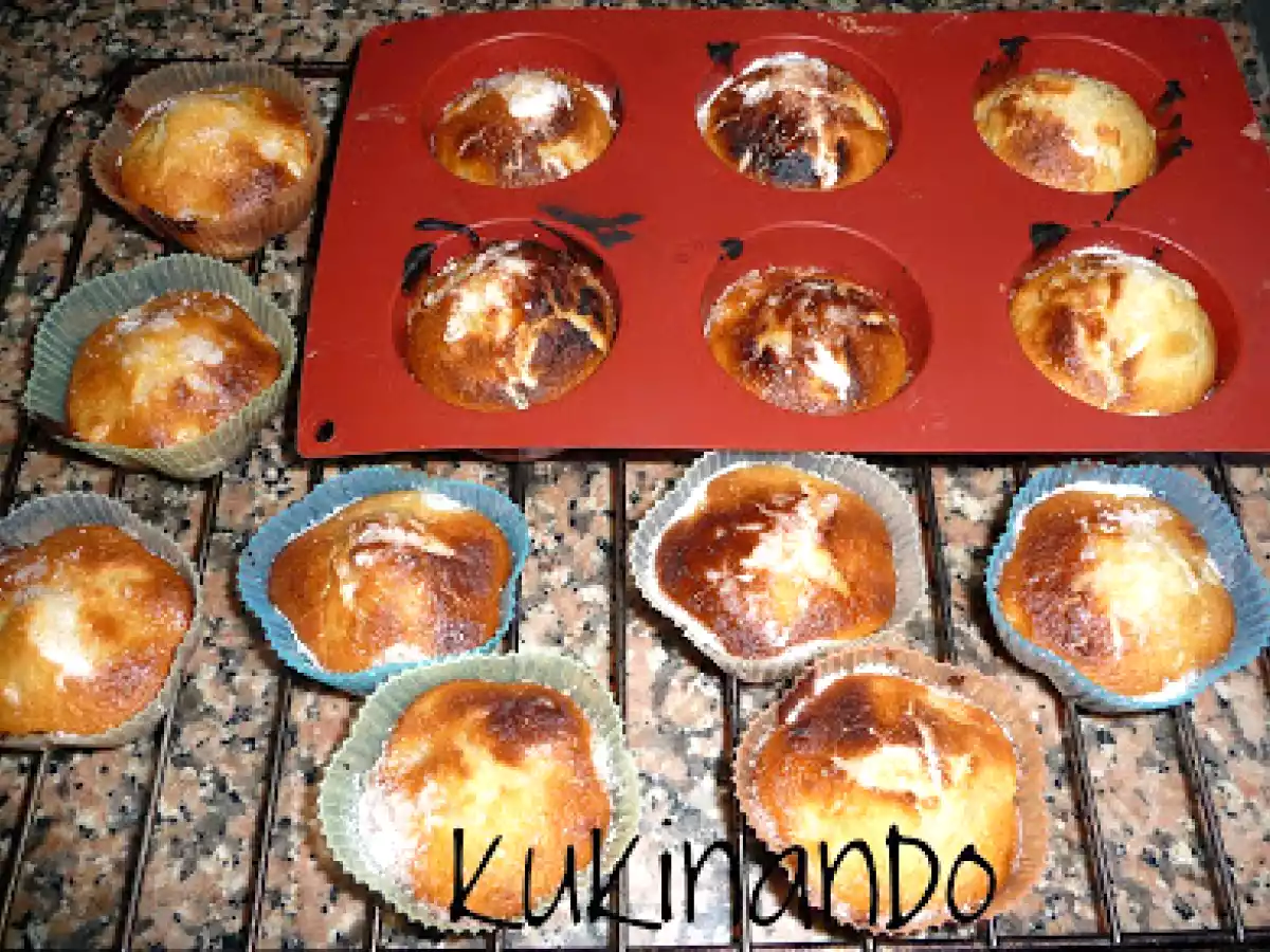 MUFFINS DE PIÑA
