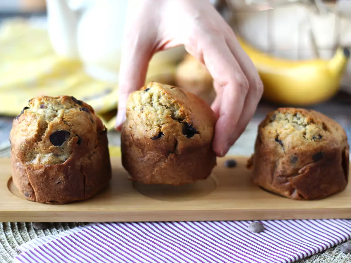 Muffins de plátano con pepitas de chocolate - foto 7