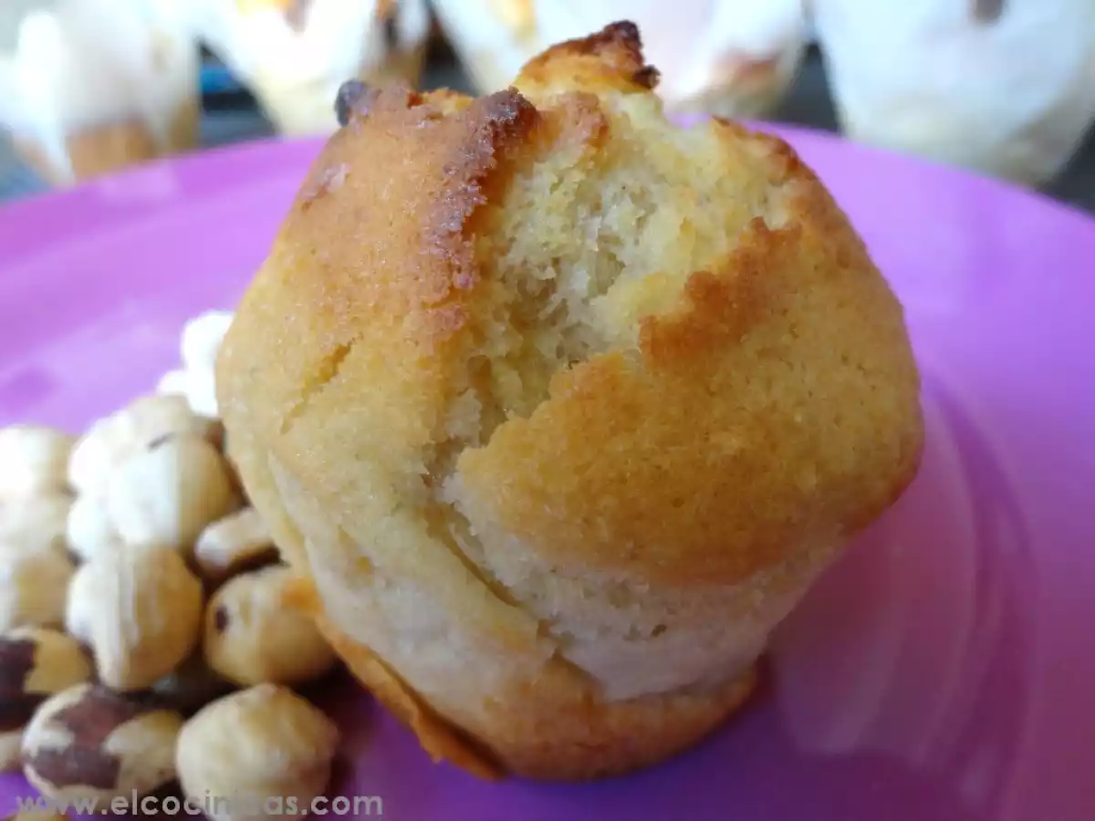 Muffins de plátano y avellanas