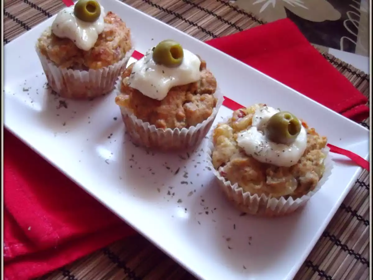 Muffins griegos de queso y berenjena