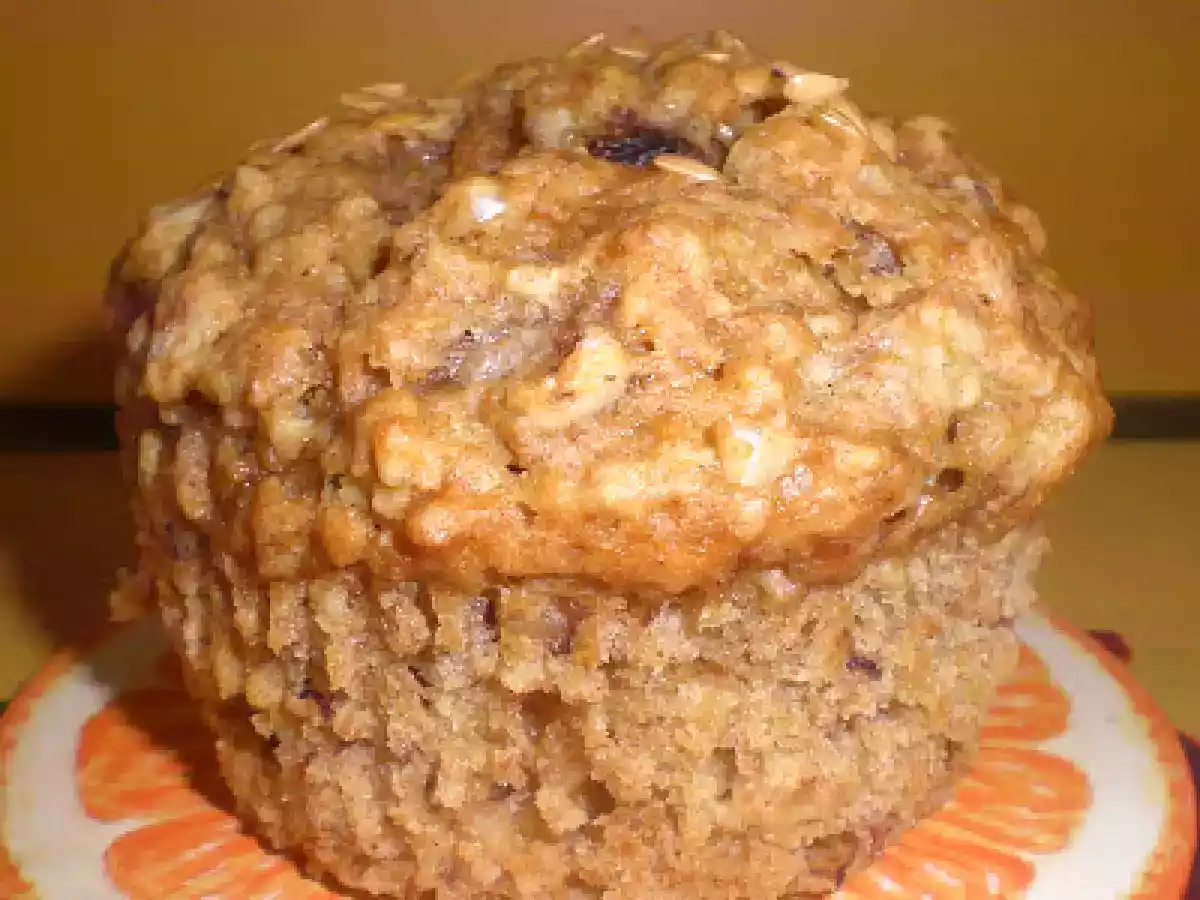 Muffins veganos de mantequilla de cacahuete y plátano