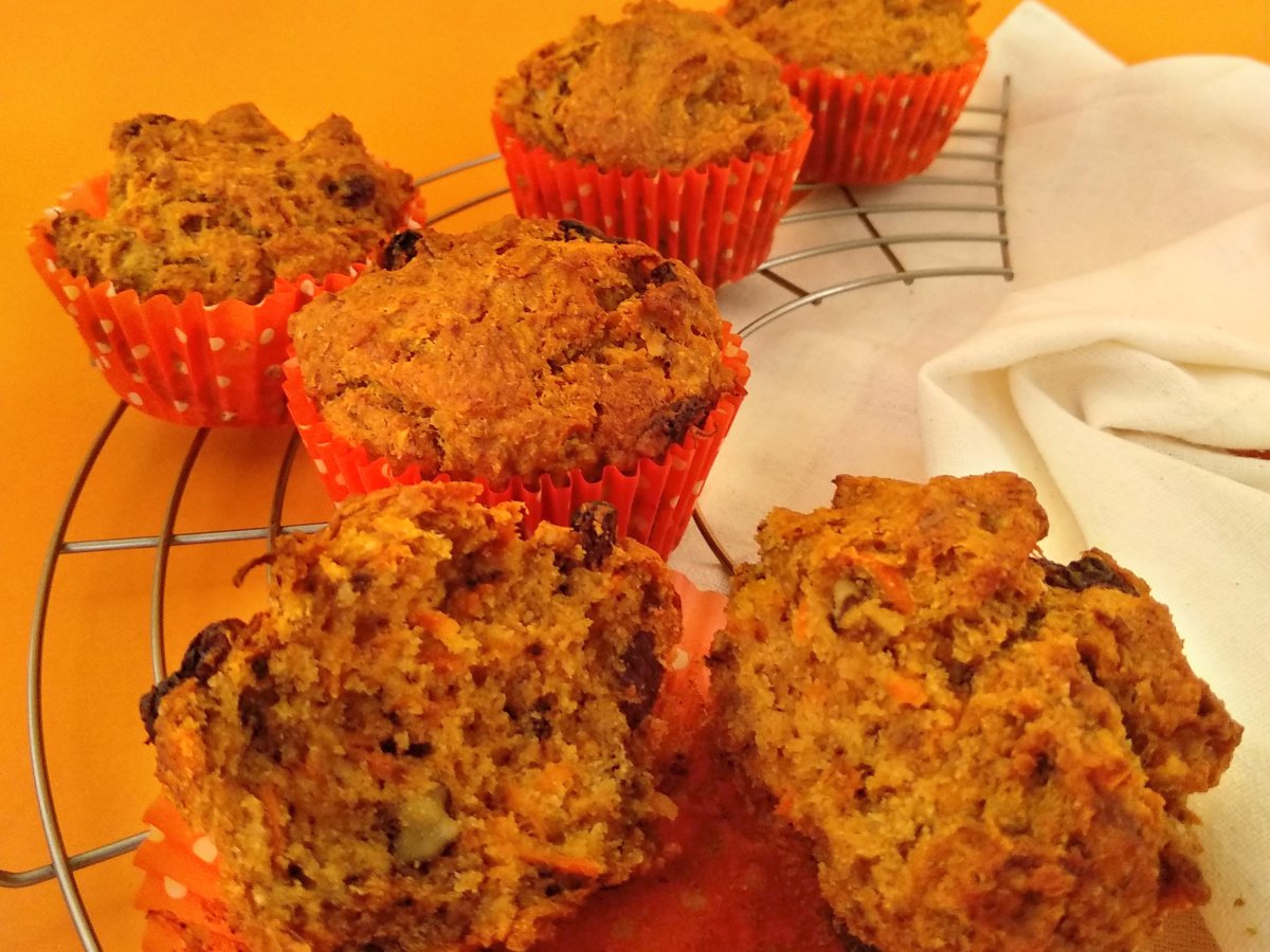 Muffins veganos de plátano y zanahorias Receta Petitchef