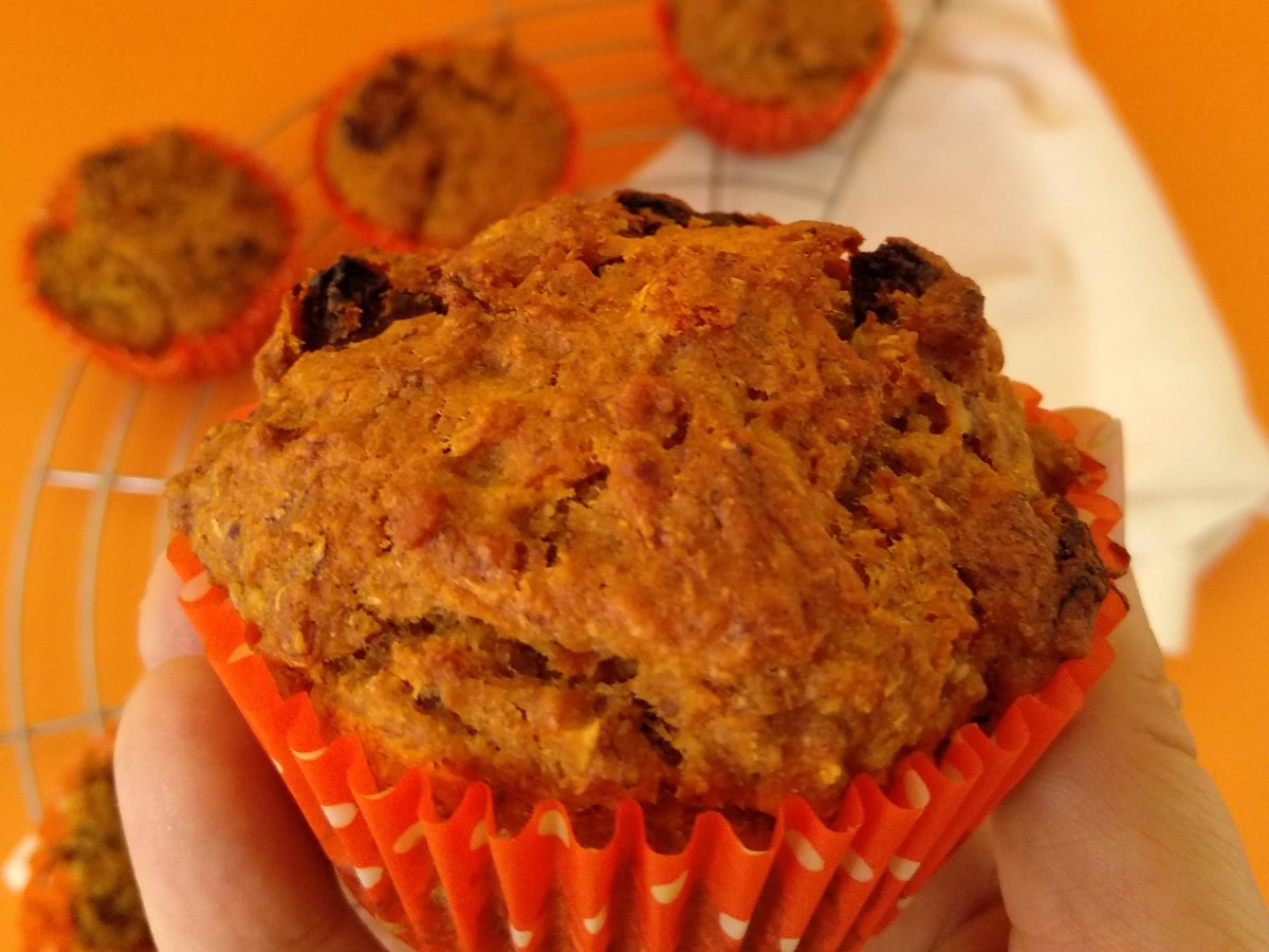 Muffins veganos de plátano y zanahorias Receta Petitchef