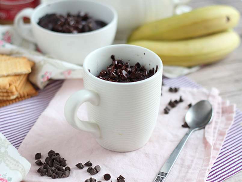Mug cake chocolate y mantequilla de cacahuete al microondas en 1 min - foto 4