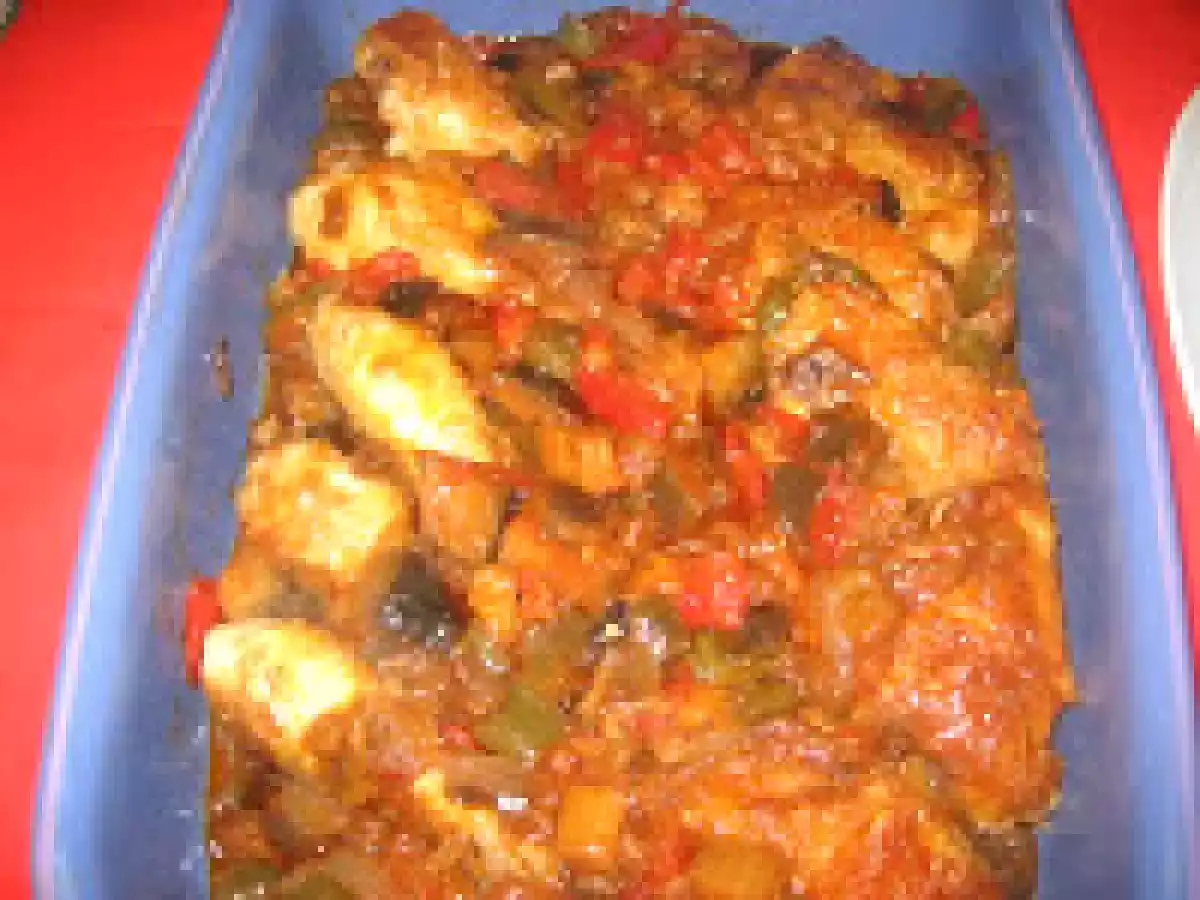 Muslos de pollo con pisto