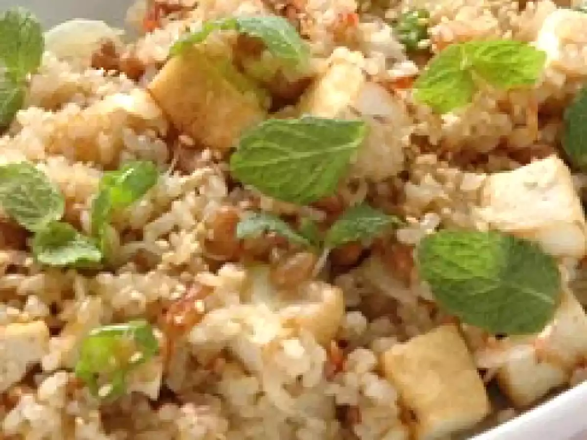 Natto gohan - Soja fermentada con arroz frito