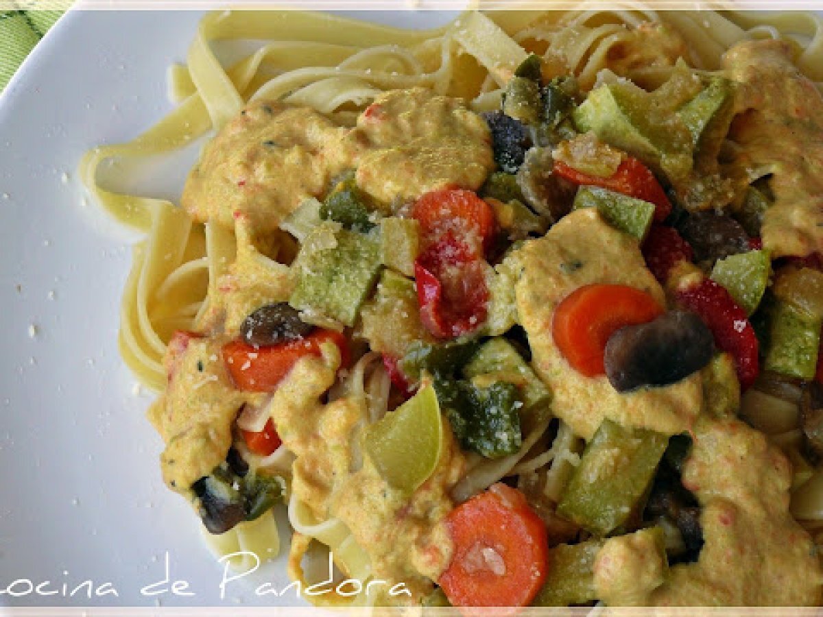 Nidos de pasta con verduritas