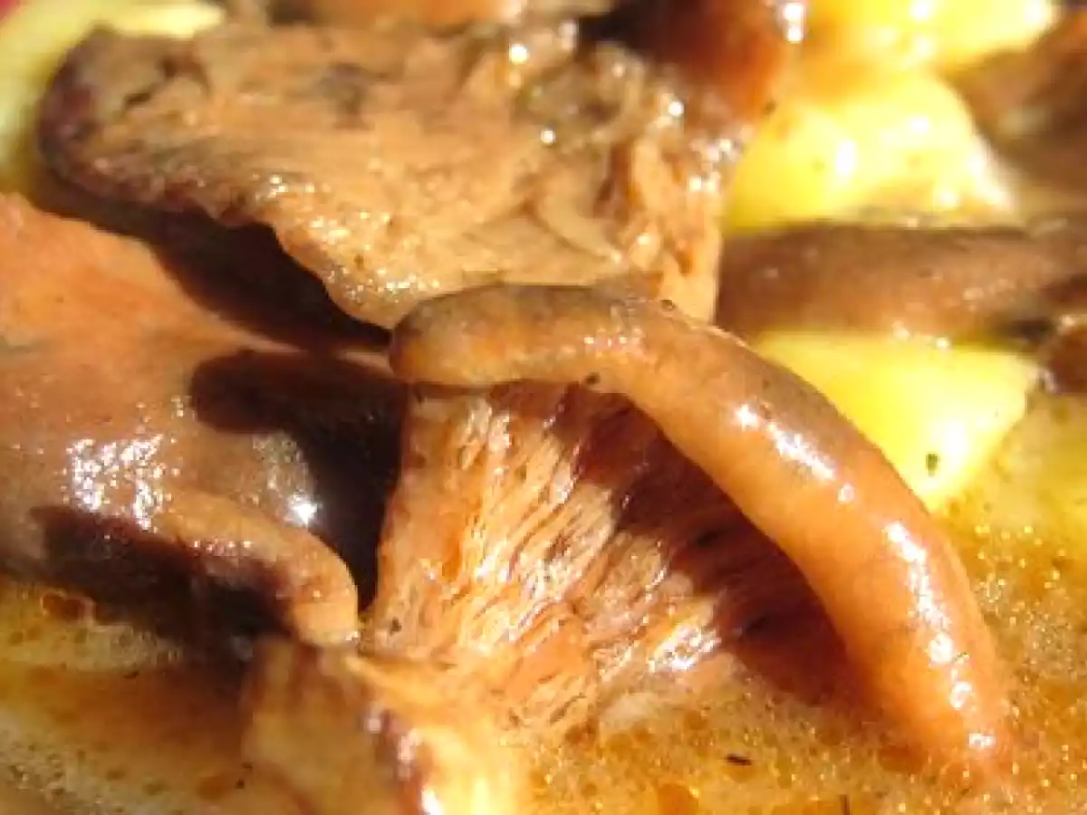 Níscalos con patatas a la cazuela. - foto 3