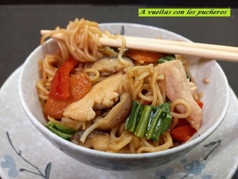 Noodles nian gao con pollo y verduras, foto 3