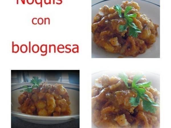 Ñoquis con bolognesa de pollo