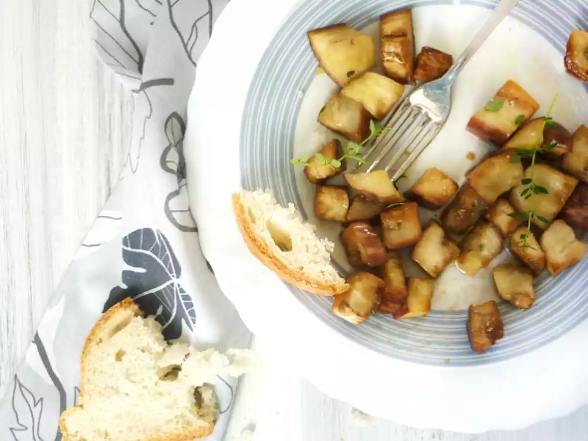 Noviembre, de nostalgias y {melanzane al funghetto} -Berenjenas al horno con tomillo,  - foto 3