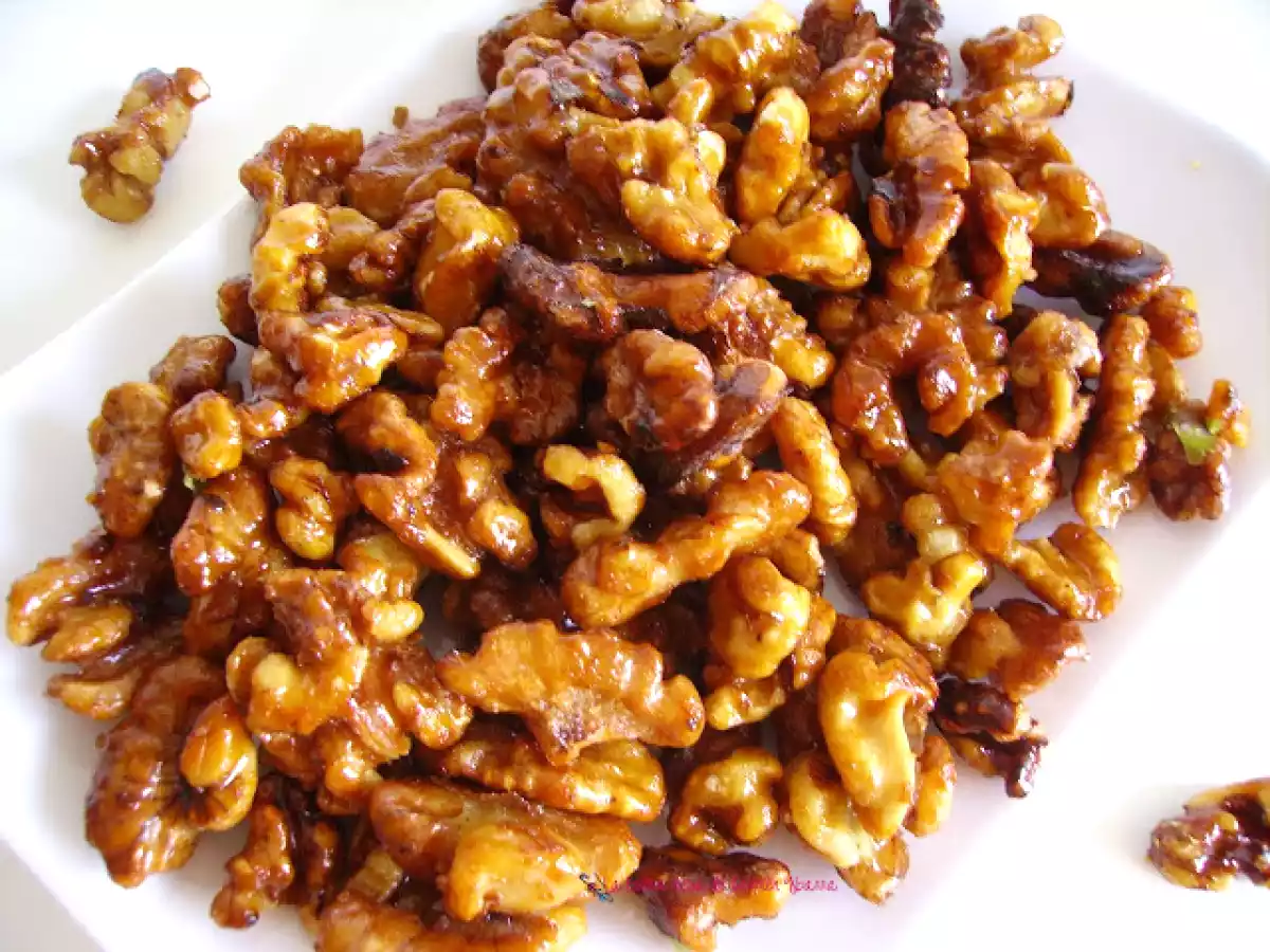 Nueces caramelizadas crujientes