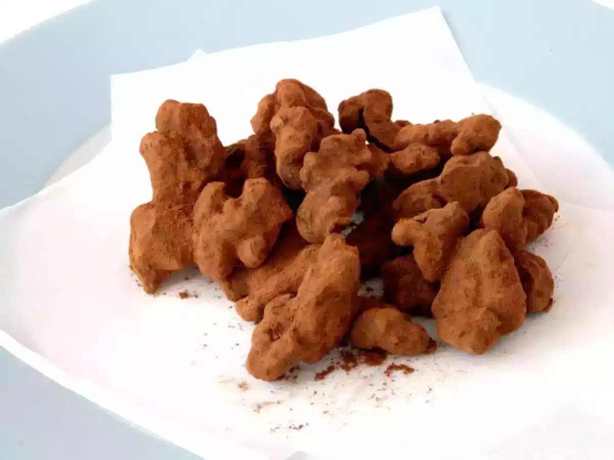 Nueces de chocolate con cardamomo y canela