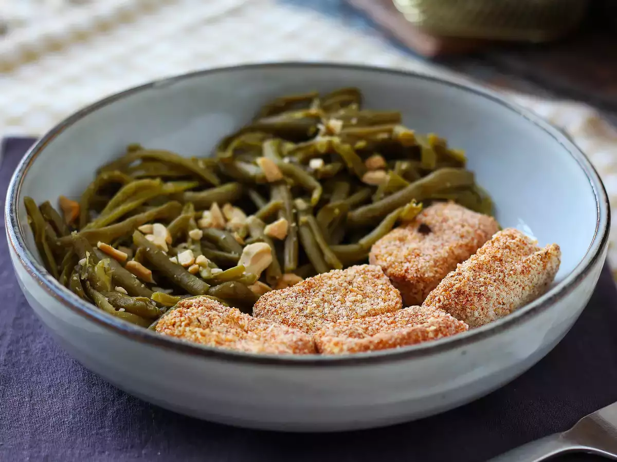 Nuggets crujientes de tofu con judías verdes al estilo tailandés en freidora de aire - foto 2