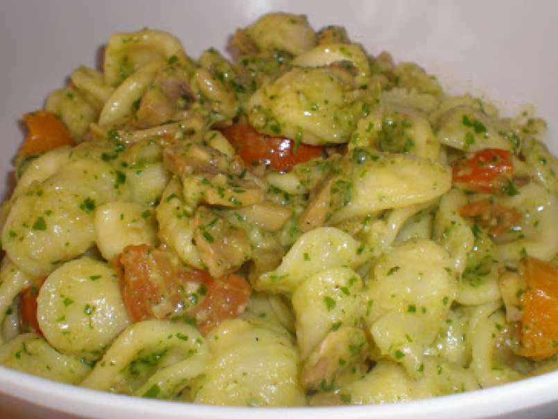 Orecchiette con verduras y pesto de rúcula y nueces, foto 1