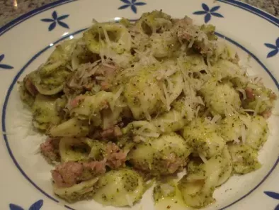 Orecchiette salsiccia e broccoli (Orecchiette longanizas y brócoli)