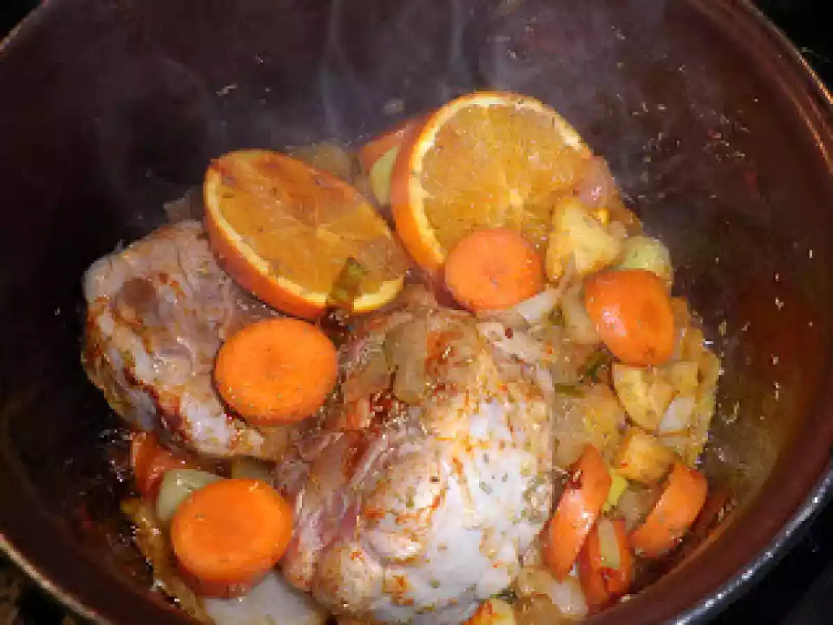 OSSOBUCO DE CERDO EN SALSA (de vermut, naranja, tomillo y demás) - foto 4