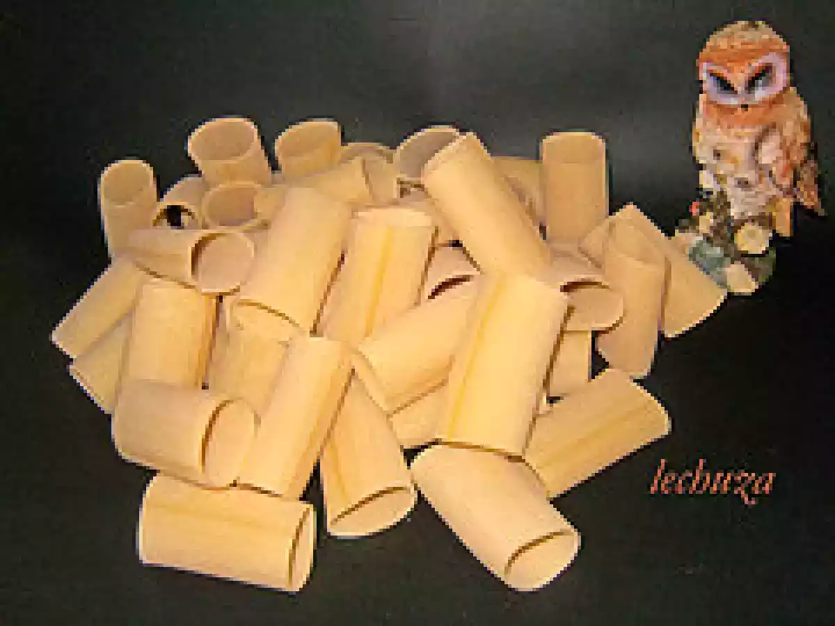 Paccheri di napoli rellenos de bacalao y atún (canelones verticales) - foto 3