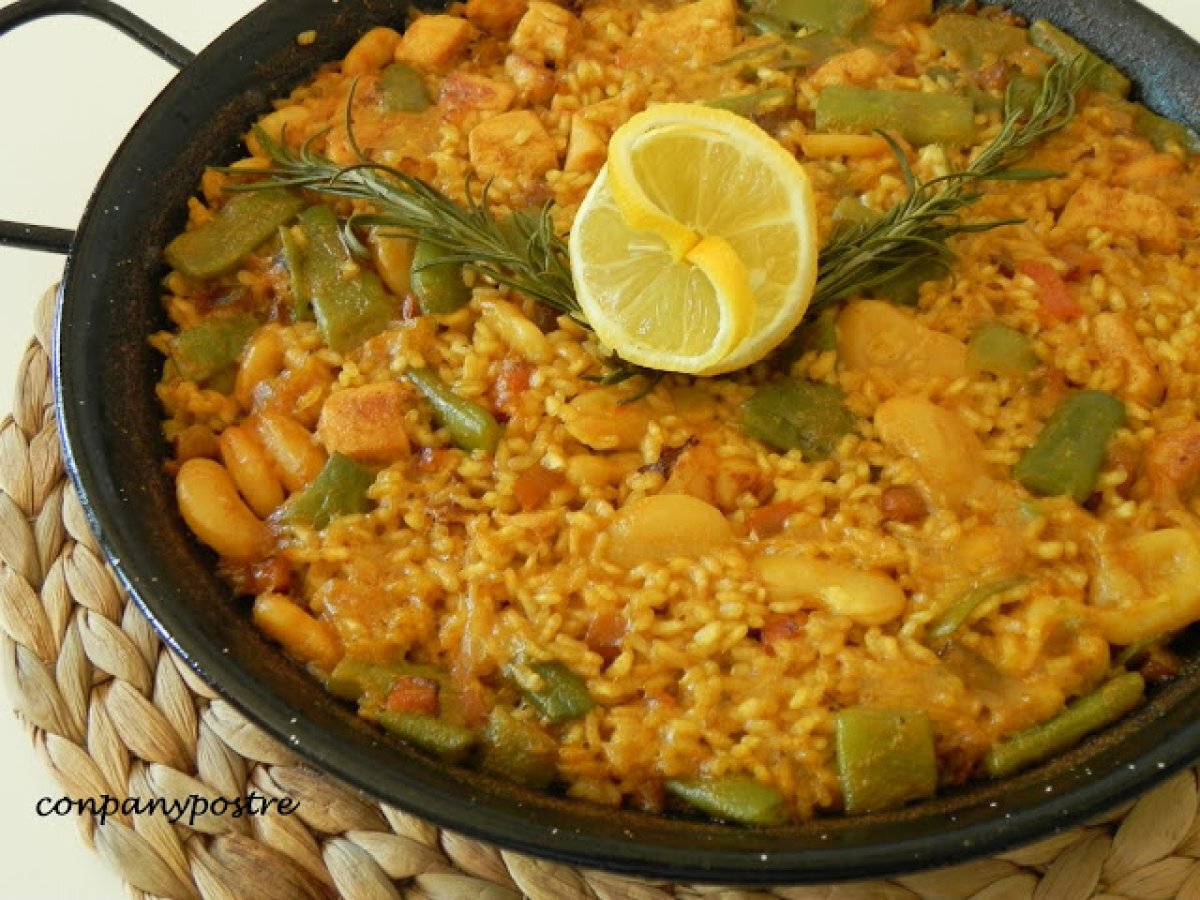 Paella de verduras con romero a las 1010 Receta Petitchef