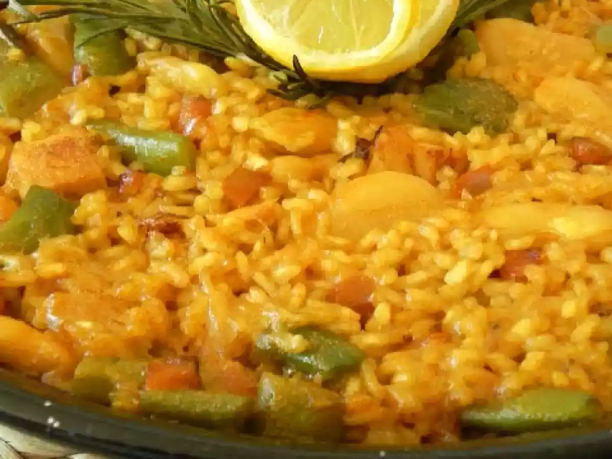 Paella de verduras con romero a las 10:10 - foto 2