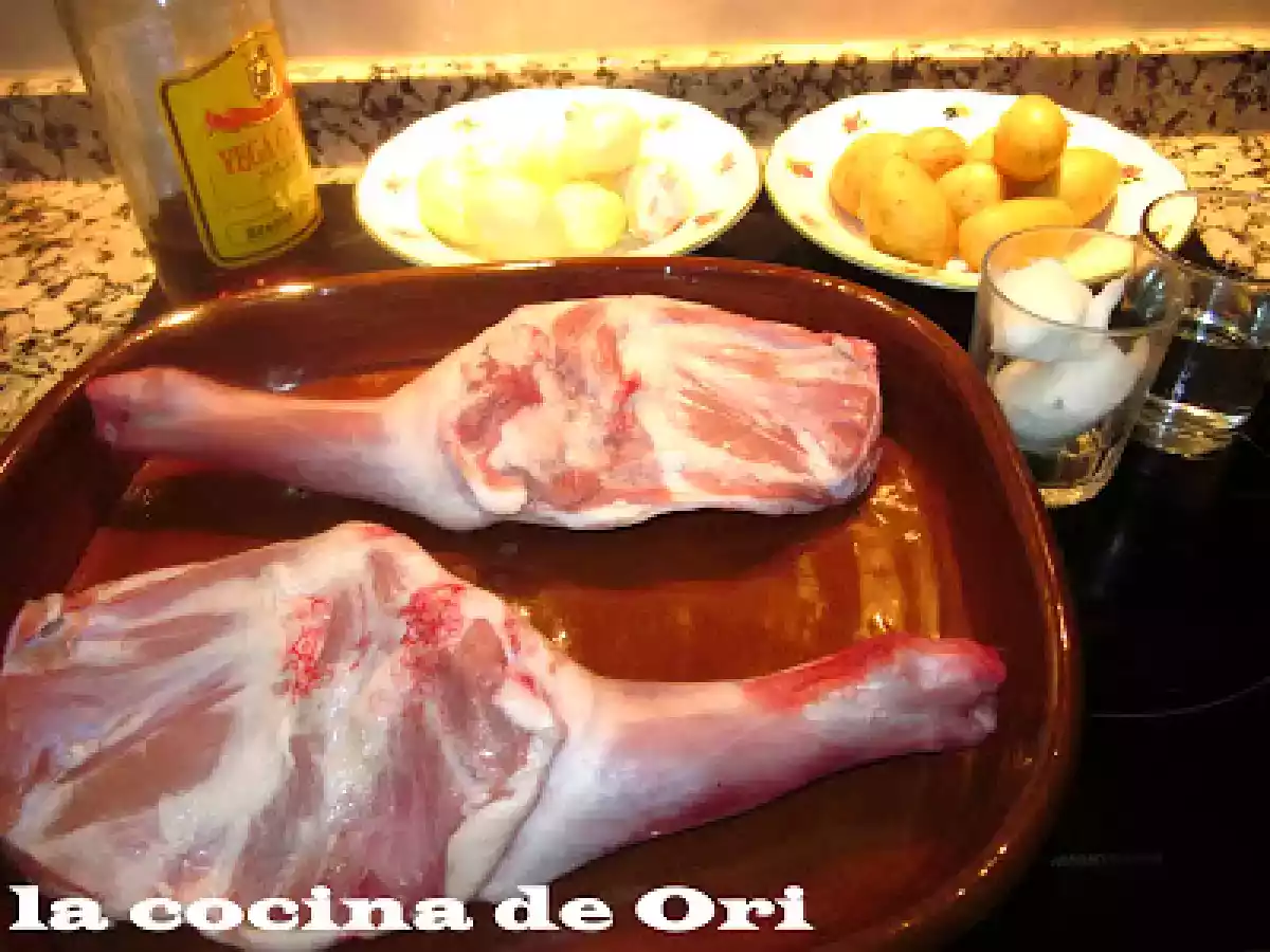 Paletilla de cordero asada con cebollitas francesas - foto 4