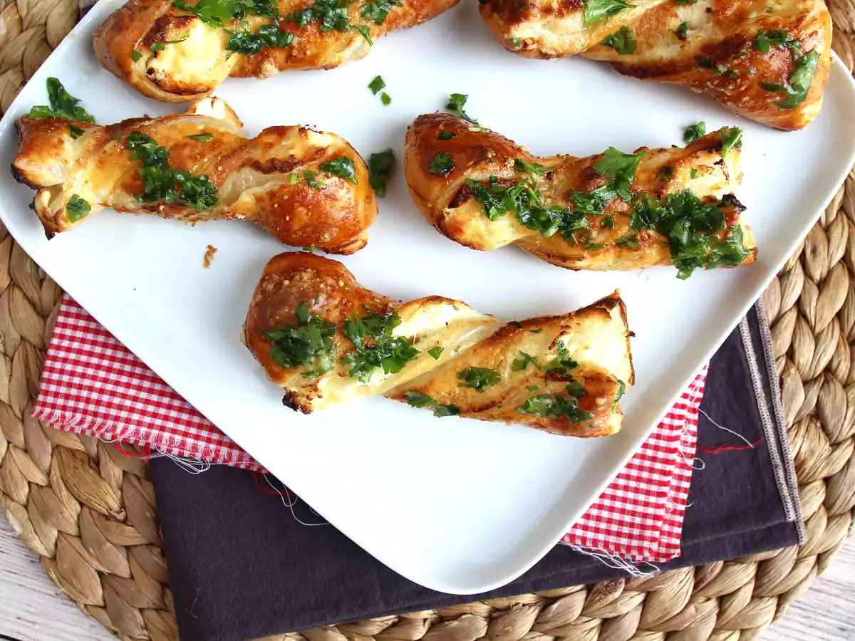 Palitos de hojaldre con queso y persillade, ideales para el aperitivo - foto 5
